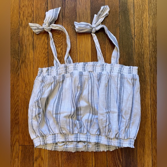 Universal Thread Striped Top - Picture 3 of 3